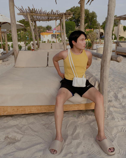 BANANA HARU TANK TOP